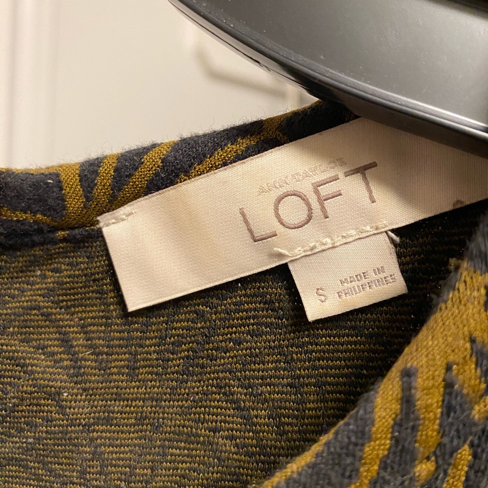 Loft army green and black 1/2 sleeve knee length casual shift dress size small S